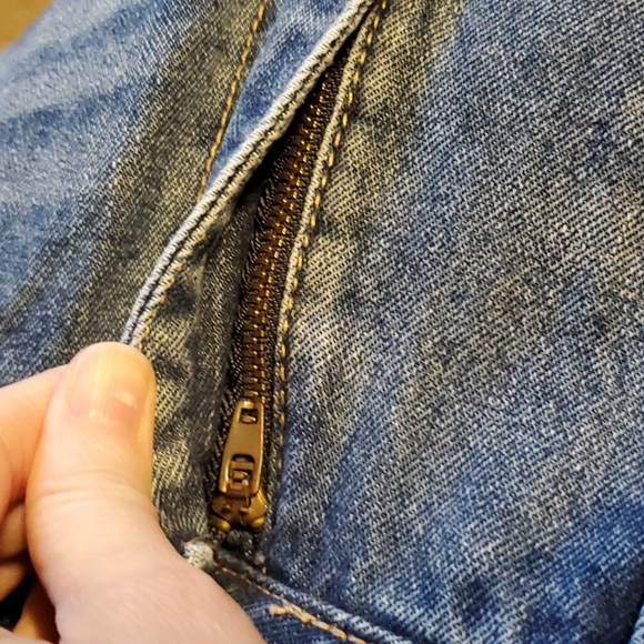 Vervet Jeans - Picture 10 of 14